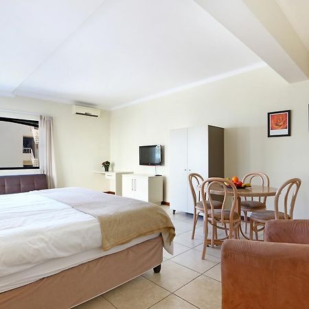 Amalfi on Regent Hotel Kaapstad Buitenkant foto