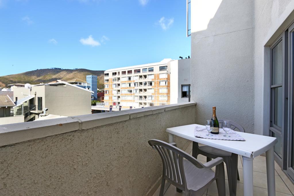 Amalfi on Regent Hotel Kaapstad Buitenkant foto